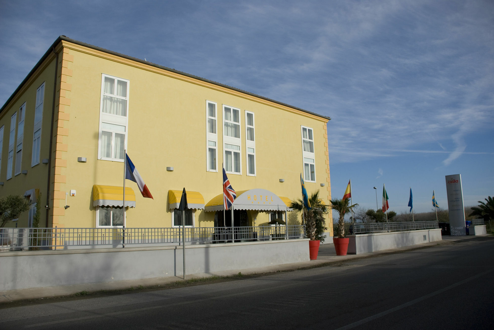 La Isla Resort Pontecagnano Exterior photo