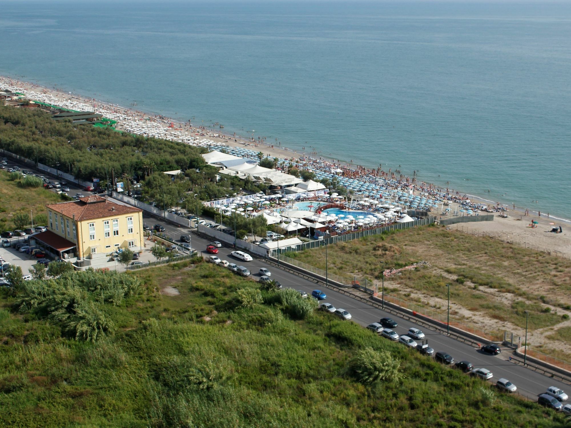 La Isla Resort Pontecagnano Exterior photo